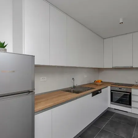 Apartment Batelina