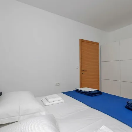 Batelina * Makarska