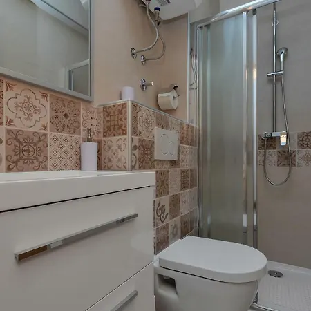 Apartament Batelina *